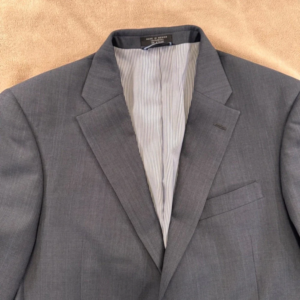 Tommy Hilfiger 100% Wool Blazer Charcoal Grey Windowpane Plaid Minimalist Sz 40R